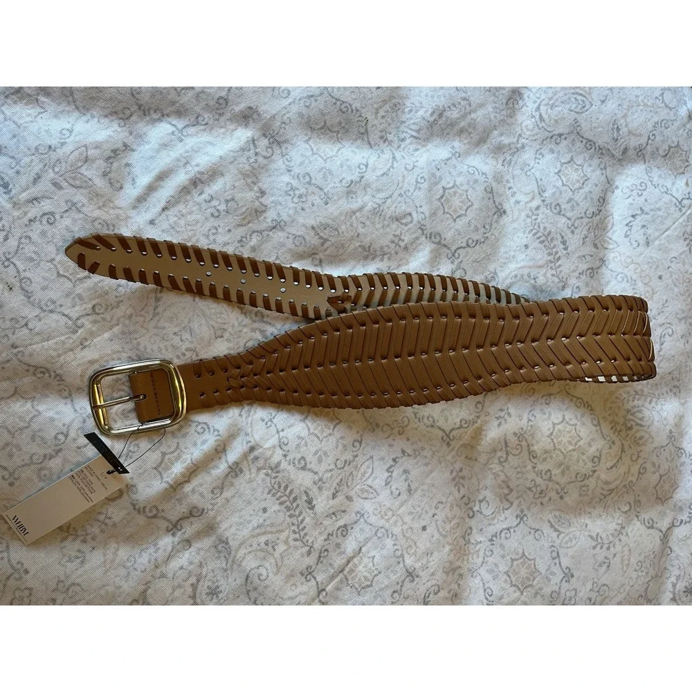 White House Black‎ Market Faux Leather Woven Belt S/P Gold Tone Buckle Vachetta